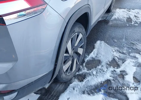 2024 Volkswagen Atlas Cross Sport 2.0T Se W/Technology from USA, damaged, VIN 1V2WE2CA8RC238880